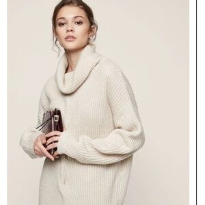 Reiss Monica Cream Knit Sweater size L Like New